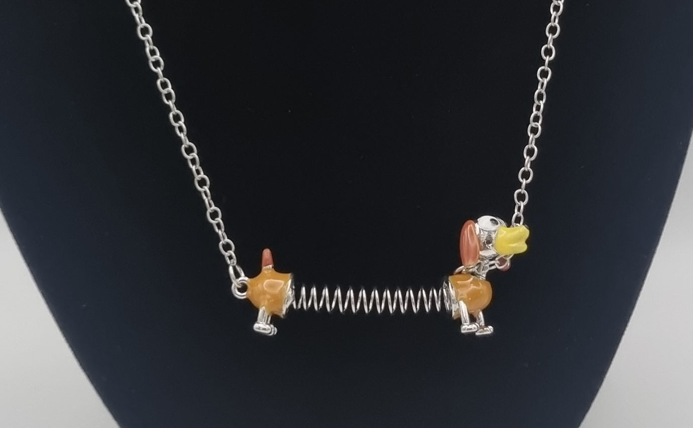 Vintage-Halskette mit lustigem Hundemotiv