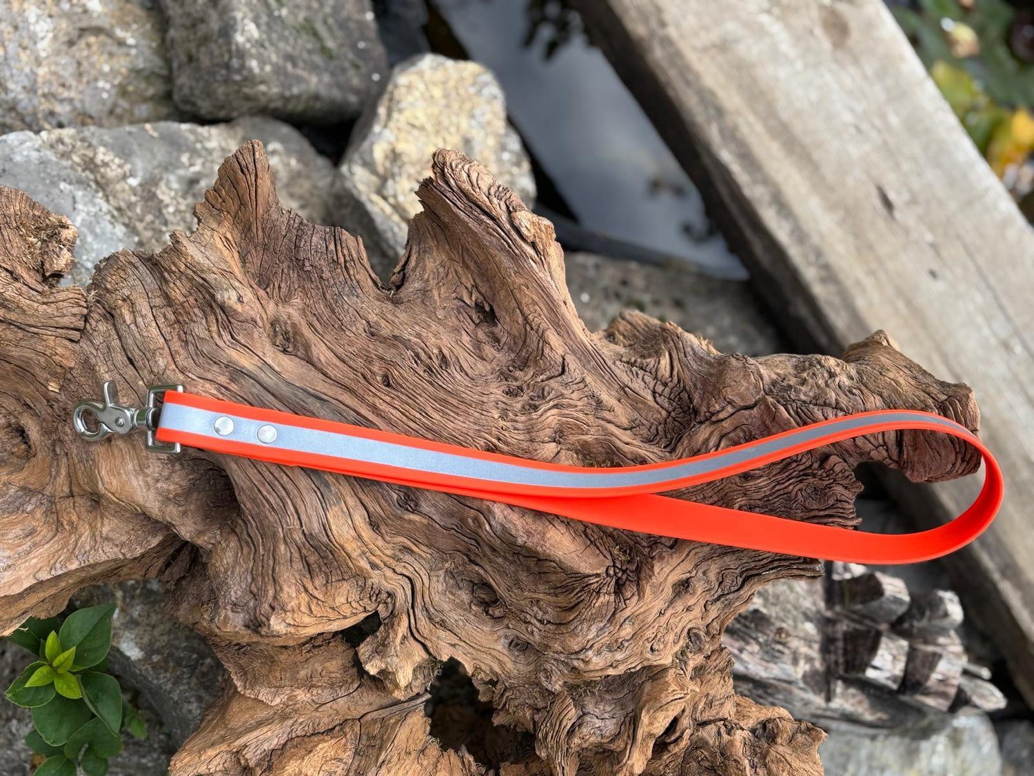 Kurzleine aus Biothane® – reflektierend, mit Bolzenkarabiner aus Edelstahl