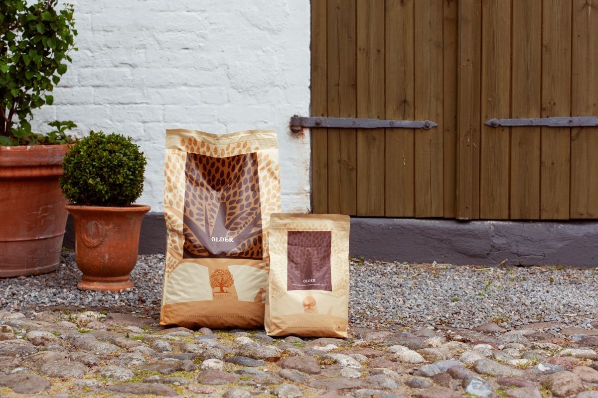 Essential OLDER - Alleinfuttermittel für ältere Hunde, getreide-, und füllstofffrei