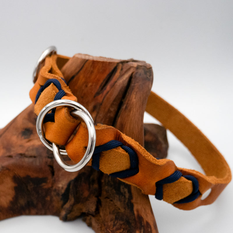 Lederhalsband mit Zugstopp-Design in edlem Hellbraun