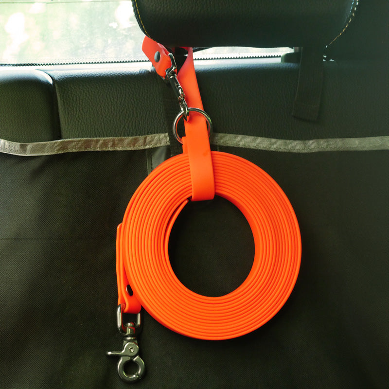 Leinenhalter aus Biothane mit Karabiner – in 5 Farben erhältlich, robust &amp; wetterfest zur sicheren Leinenaufbewahrung