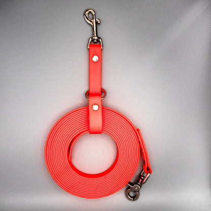 Leinenhalter aus Biothane mit Karabiner – in 5 Farben erhältlich, robust &amp; wetterfest zur sicheren Leinenaufbewahrung